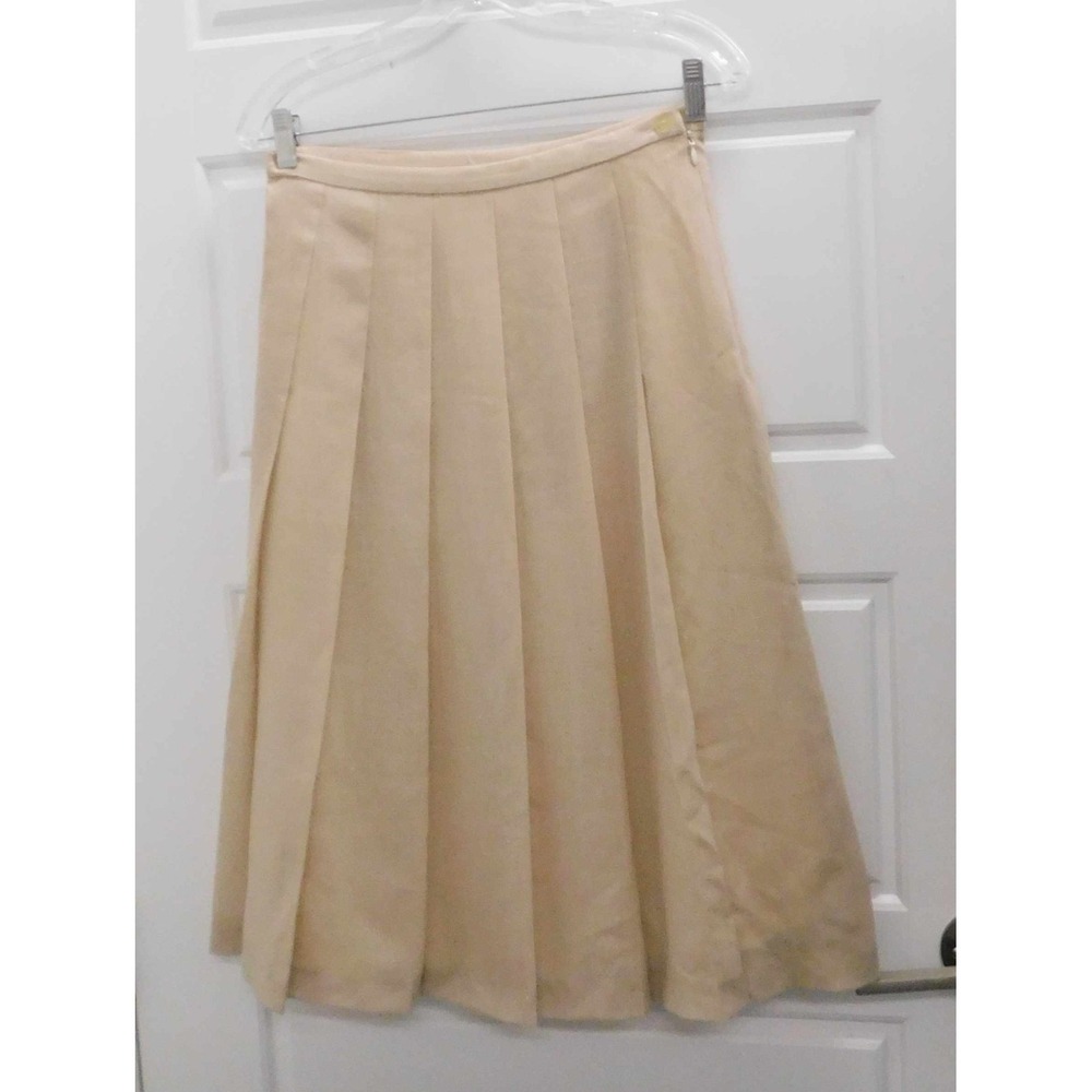 ROBERTA DI CAMERINO Beige Pleated Skirt 28 waist